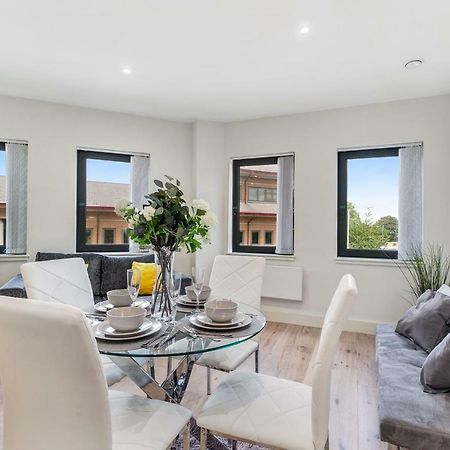 Mondial Apartments At Heathrow Harmondsworth Dış mekan fotoğraf