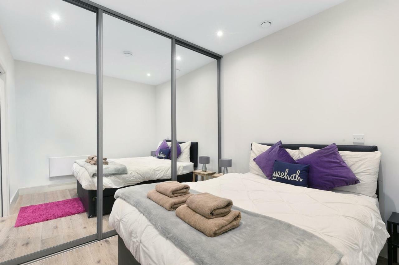 Mondial Apartments At Heathrow Harmondsworth Dış mekan fotoğraf