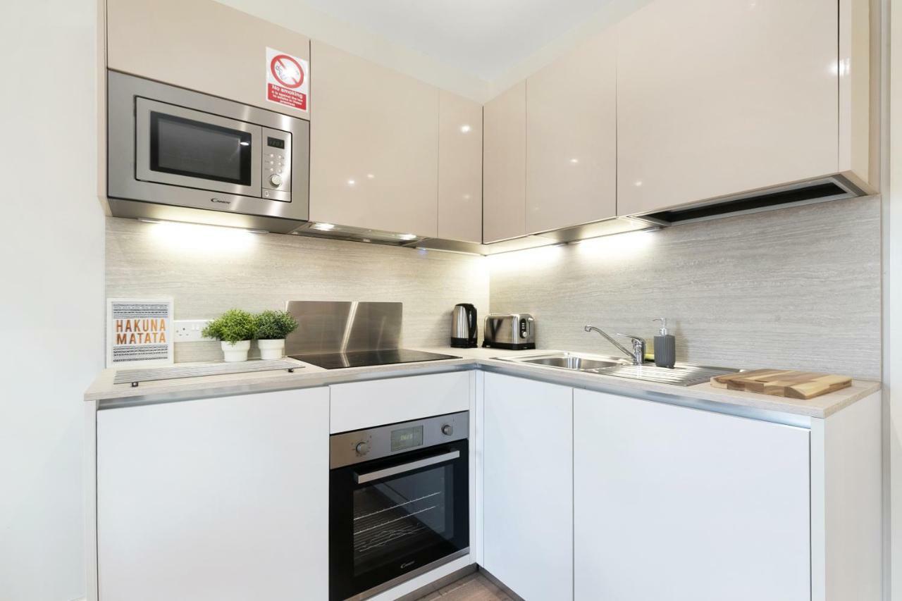Mondial Apartments At Heathrow Harmondsworth Dış mekan fotoğraf