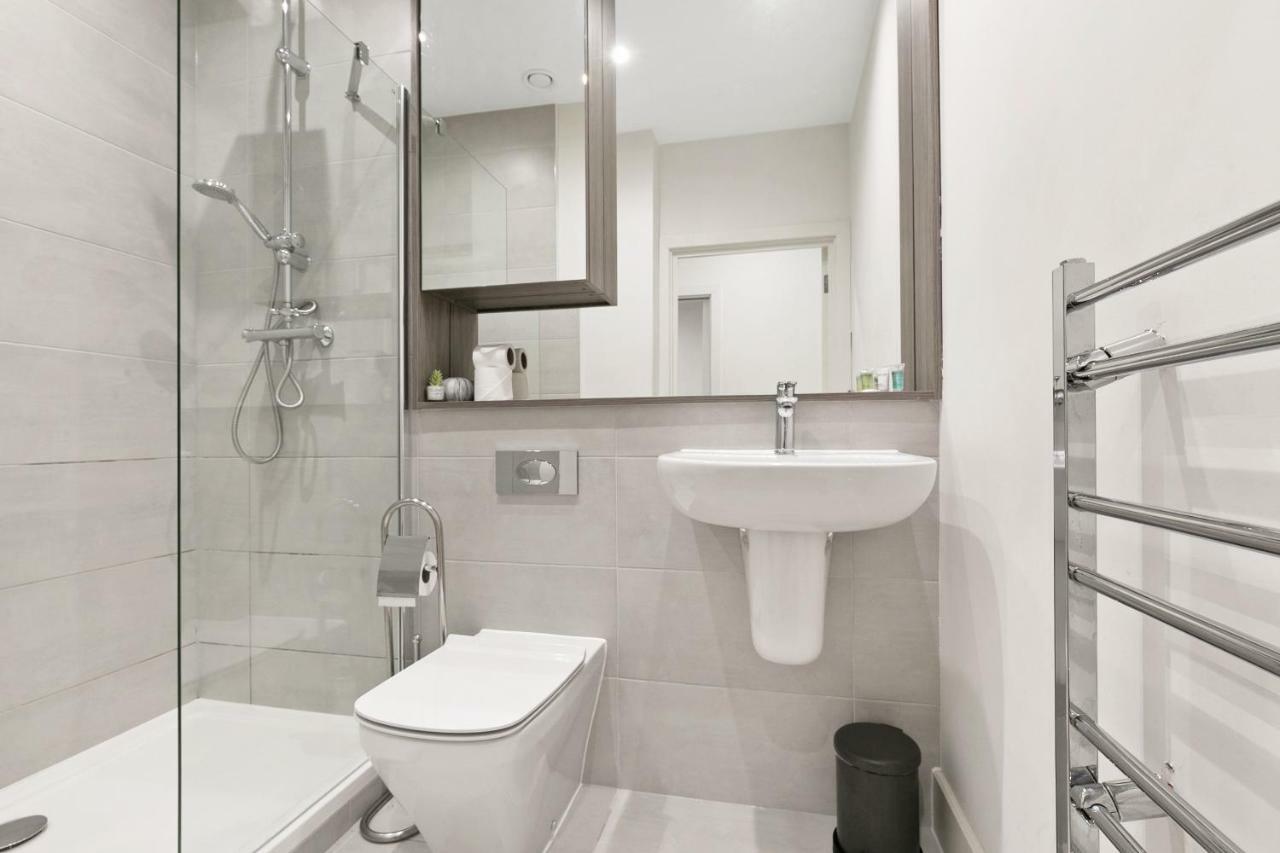 Mondial Apartments At Heathrow Harmondsworth Dış mekan fotoğraf