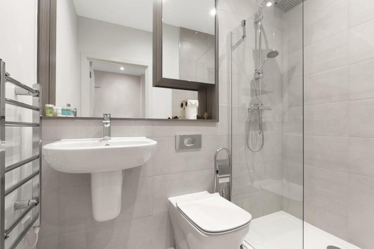 Mondial Apartments At Heathrow Harmondsworth Dış mekan fotoğraf